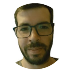 Nuestro equipo: Retrato de un hombre con gafas y barba